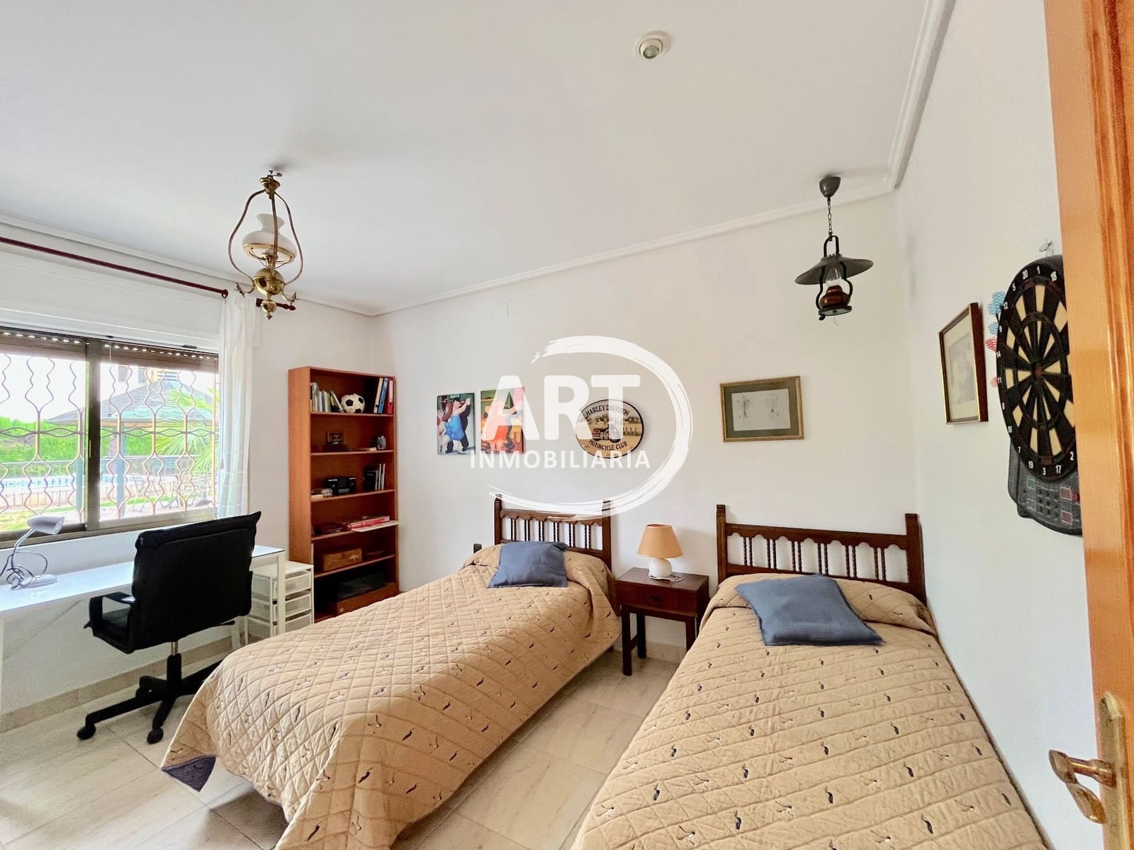 6 slaapkamer Villa te koop in L'Eliana met zwembad garage - € 945.000 (Ref: 9964681)