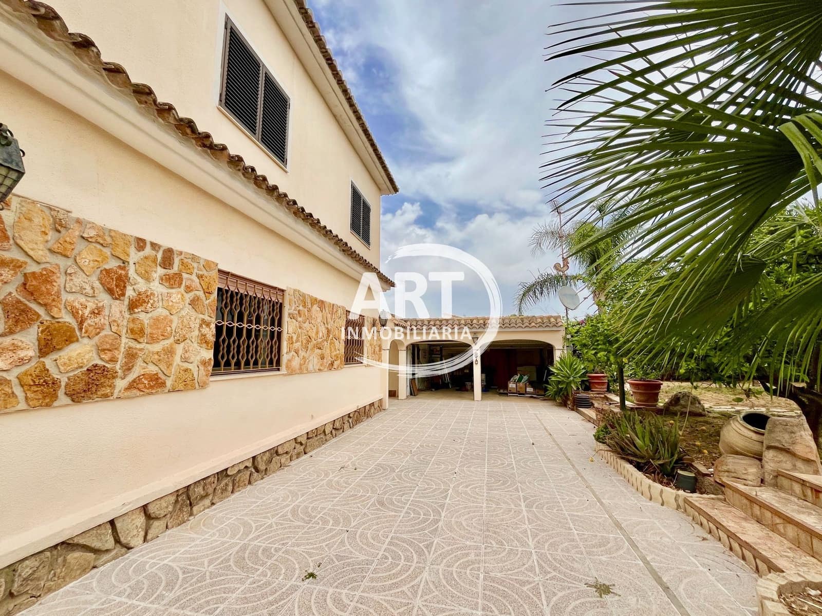 6 slaapkamer Villa te koop in L'Eliana met zwembad garage - € 945.000 (Ref: 9964681)