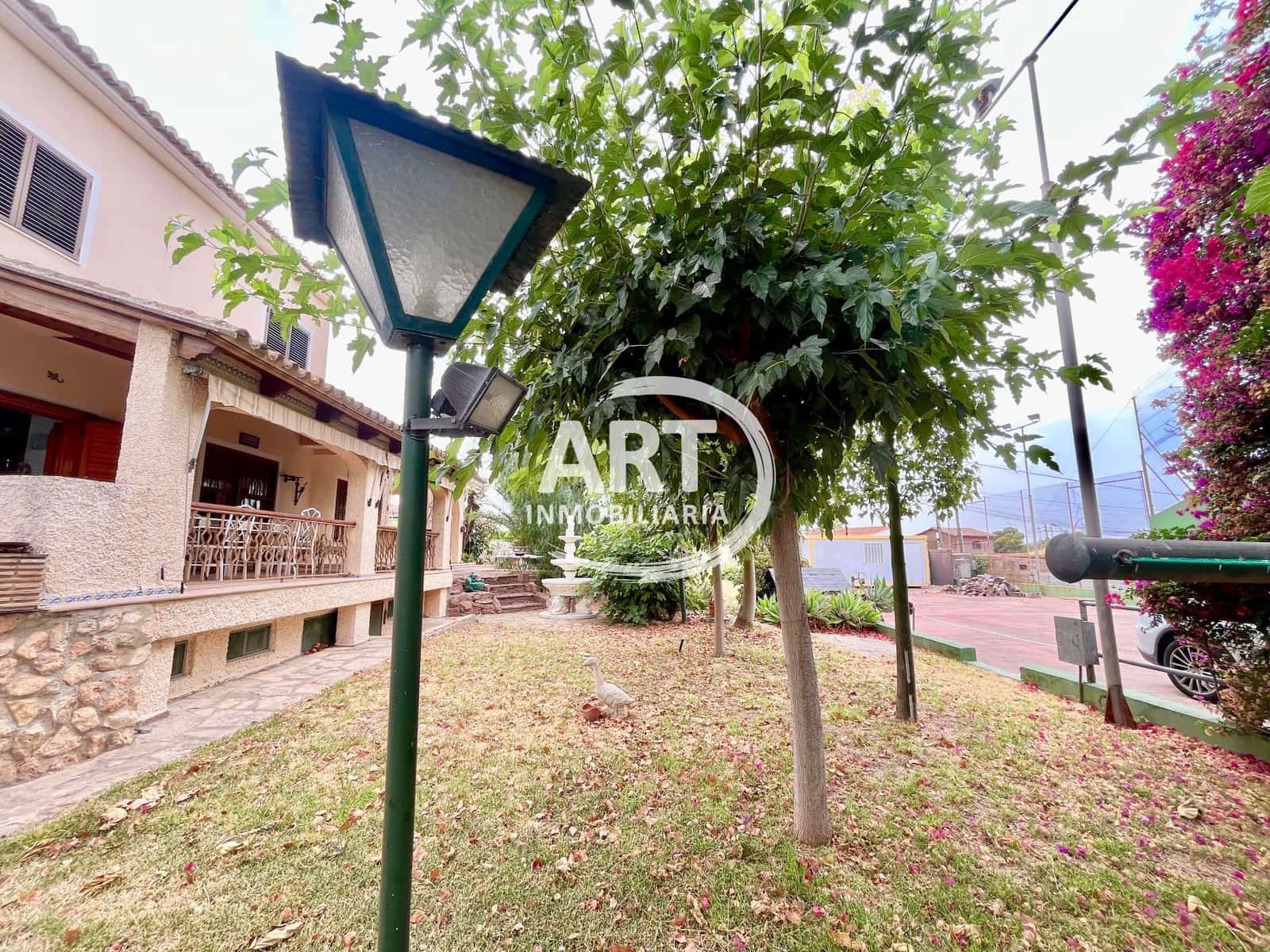 6 slaapkamer Villa te koop in L'Eliana met zwembad garage - € 945.000 (Ref: 9964681)