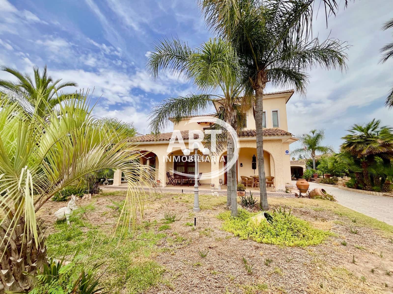 6 slaapkamer Villa te koop in L'Eliana met zwembad garage - € 945.000 (Ref: 9964681)