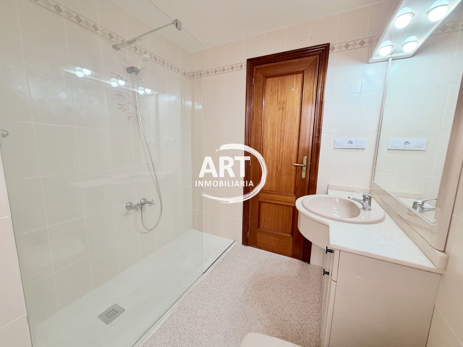 3 bedroom Flat for sale in L'Eliana - € 419,000 (Ref: 9966104)