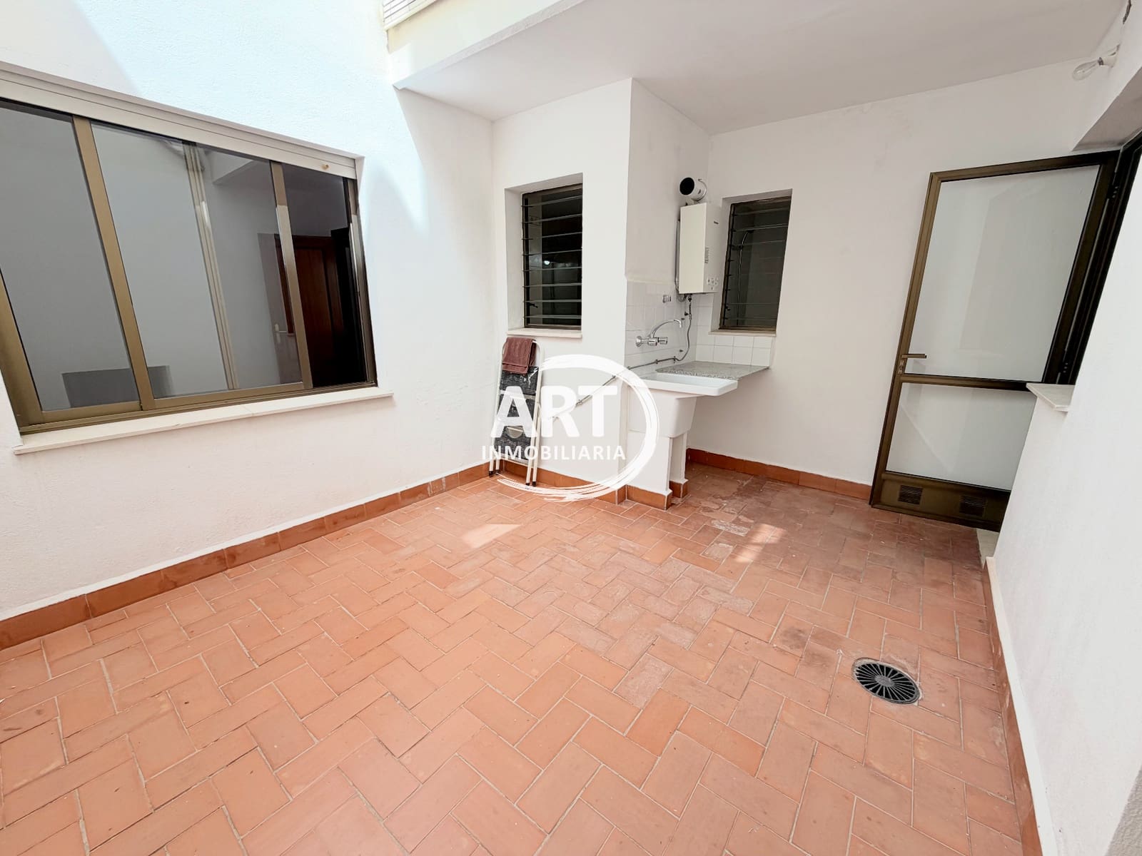 3 bedroom Flat for sale in L'Eliana - € 419,000 (Ref: 9966104)