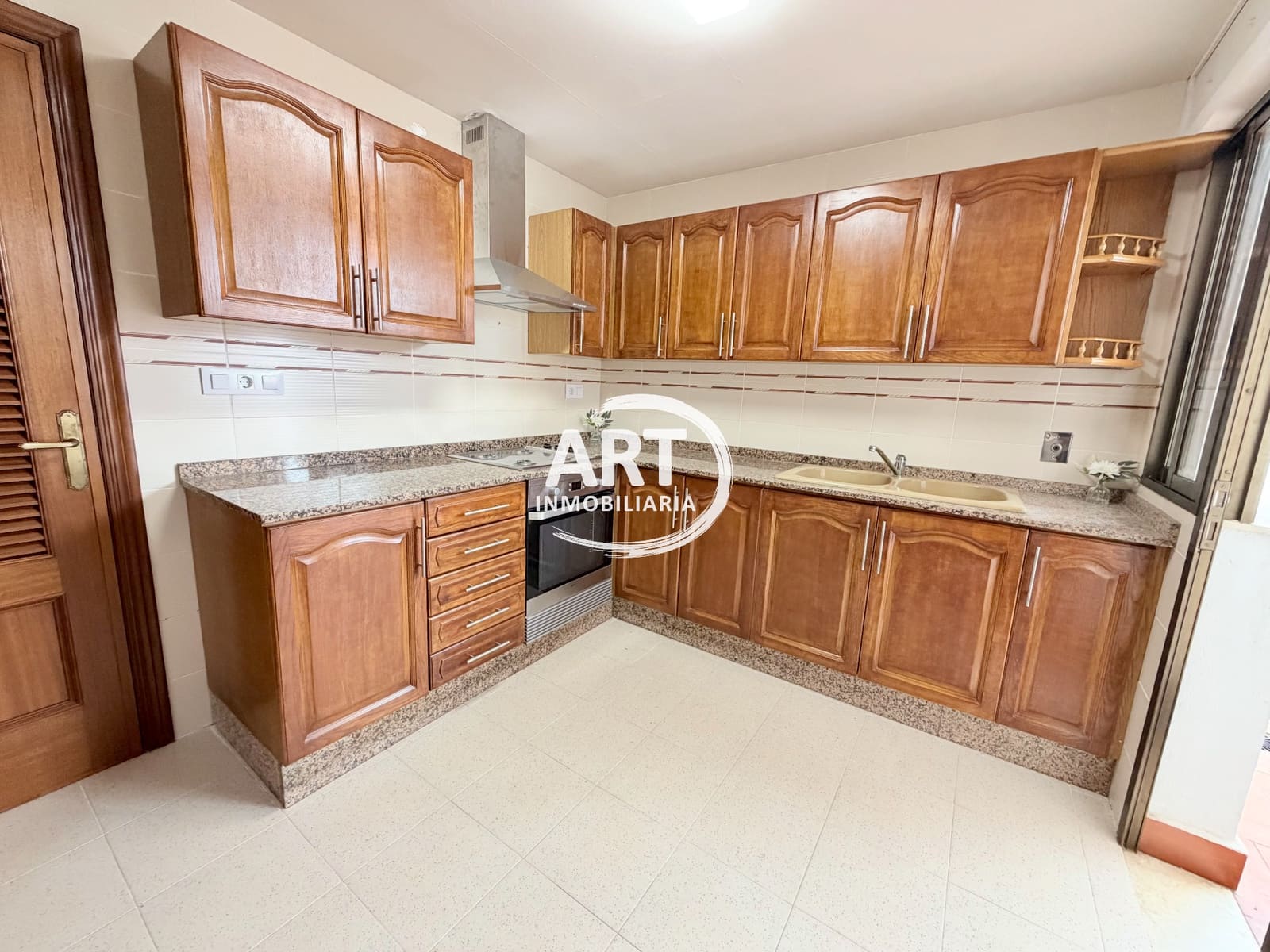 3 bedroom Flat for sale in L'Eliana - € 419,000 (Ref: 9966104)