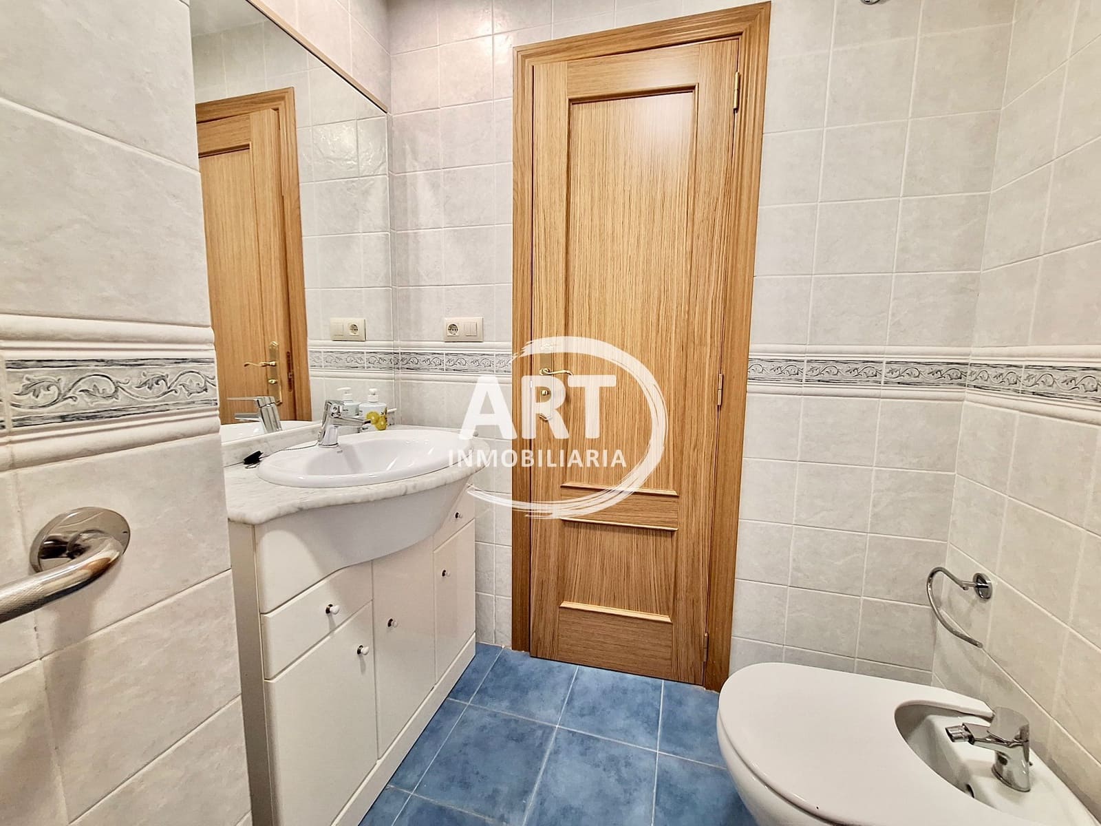 3 Zimmer Wohnung zu vermieten in L'Eliana mit Garage - 1.150 € (Ref: 9978130)