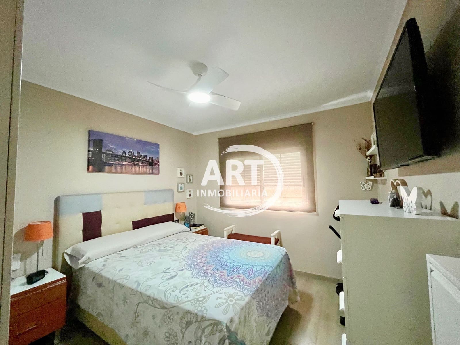 Piso de 4 habitaciones en València ciudad en venta con garaje - 420.000 € (Ref: 9978131)