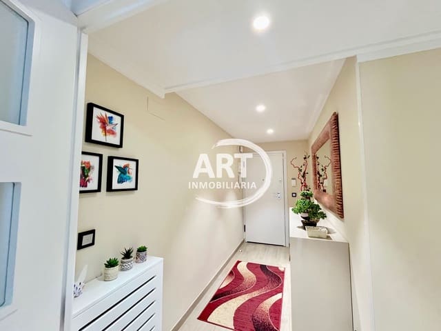 Piso de 4 habitaciones en La Creu Coberta, València ciudad en venta con garaje - 420.000 € (Ref: 9978131)