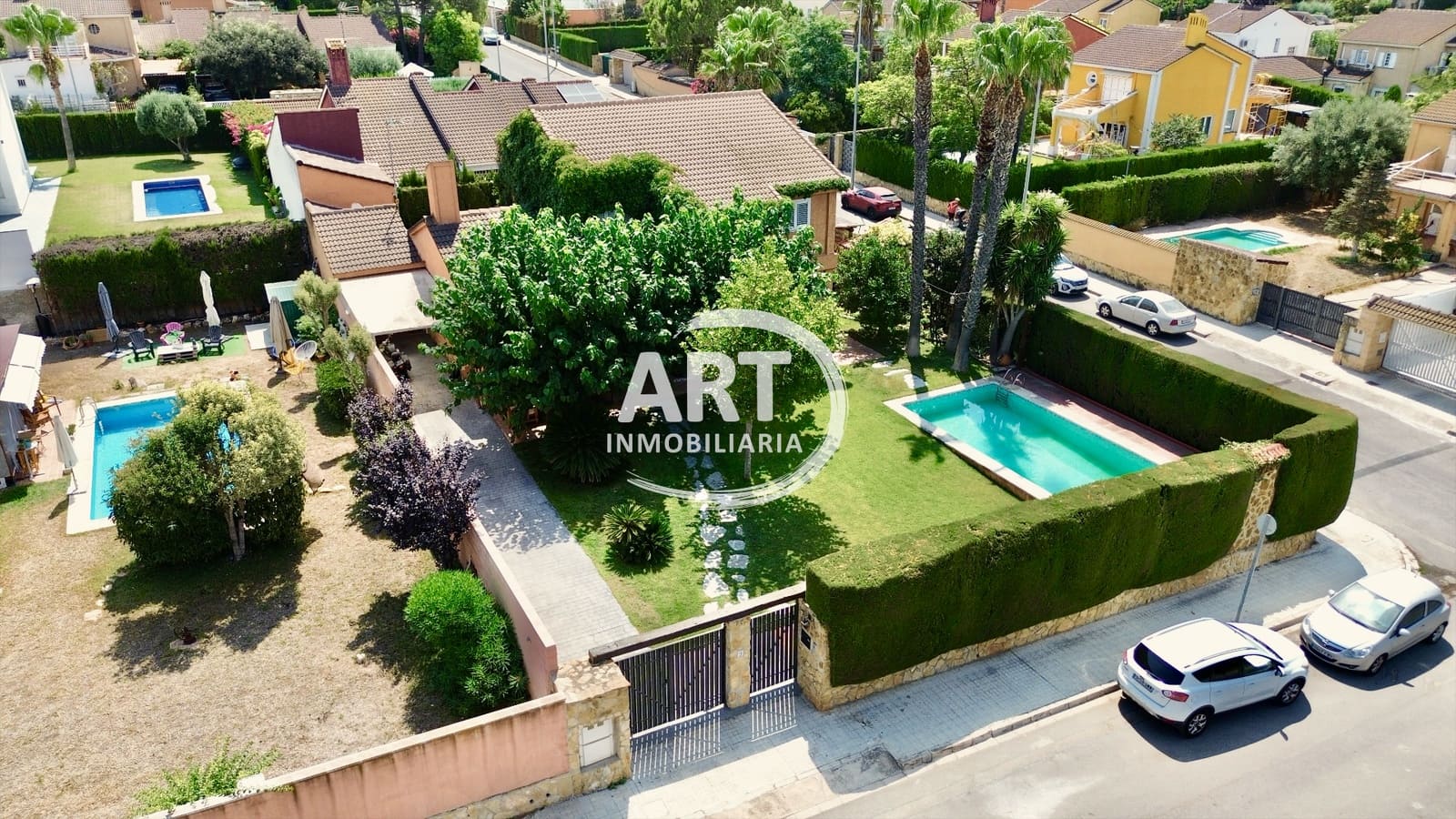 3 Zimmer Villa zu verkaufen in San Antonio de Benageber mit Pool Garage - 690.000 € (Ref: 9986349)