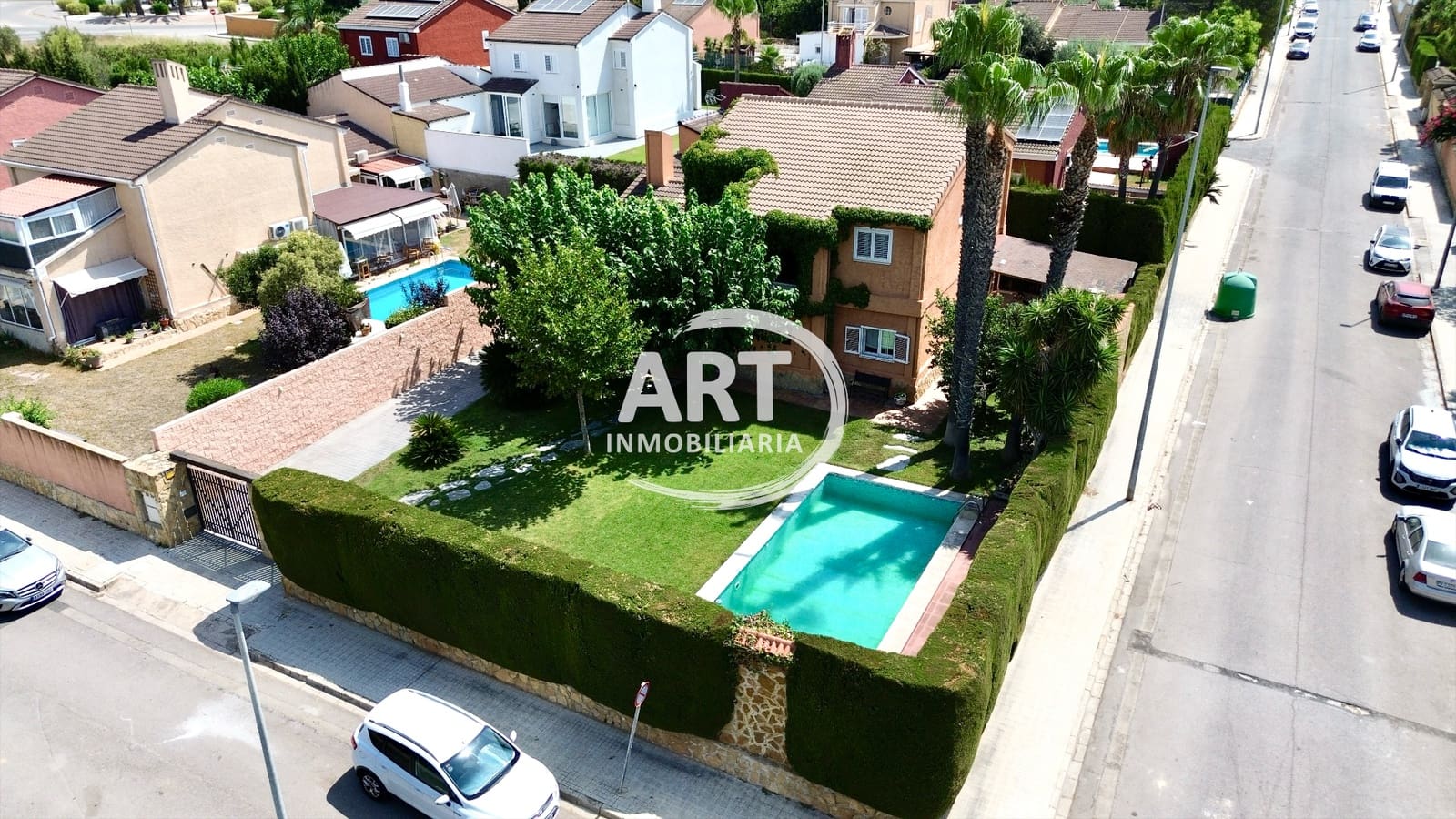 3 Zimmer Villa zu verkaufen in San Antonio de Benageber mit Pool Garage - 690.000 € (Ref: 9986349)