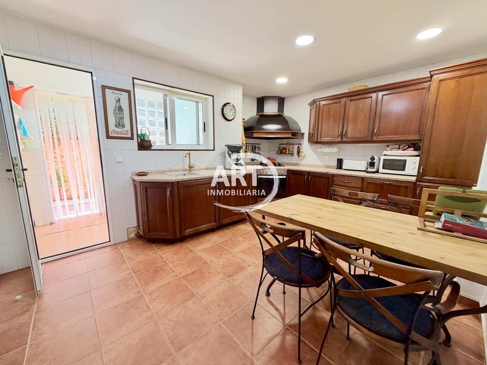 3 Zimmer Villa zu verkaufen in San Antonio de Benageber mit Pool Garage - 690.000 € (Ref: 9986349)