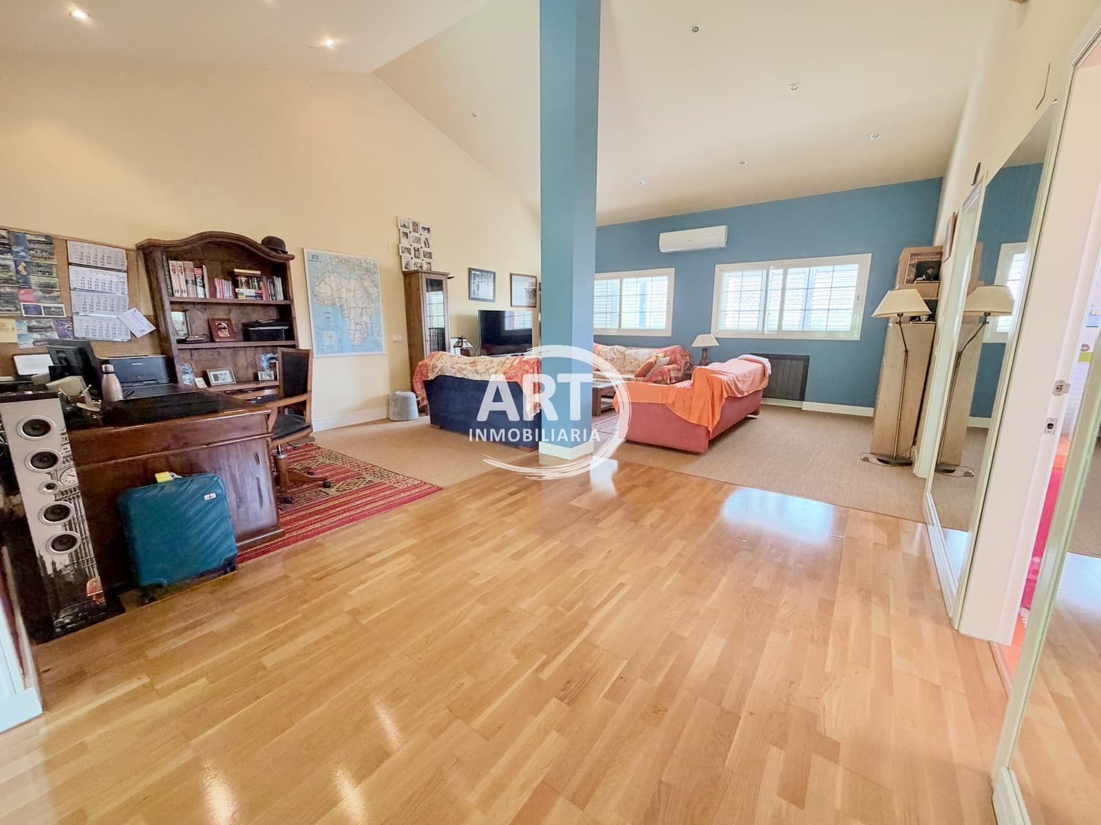 3 Zimmer Villa zu verkaufen in San Antonio de Benageber mit Pool Garage - 690.000 € (Ref: 9986349)
