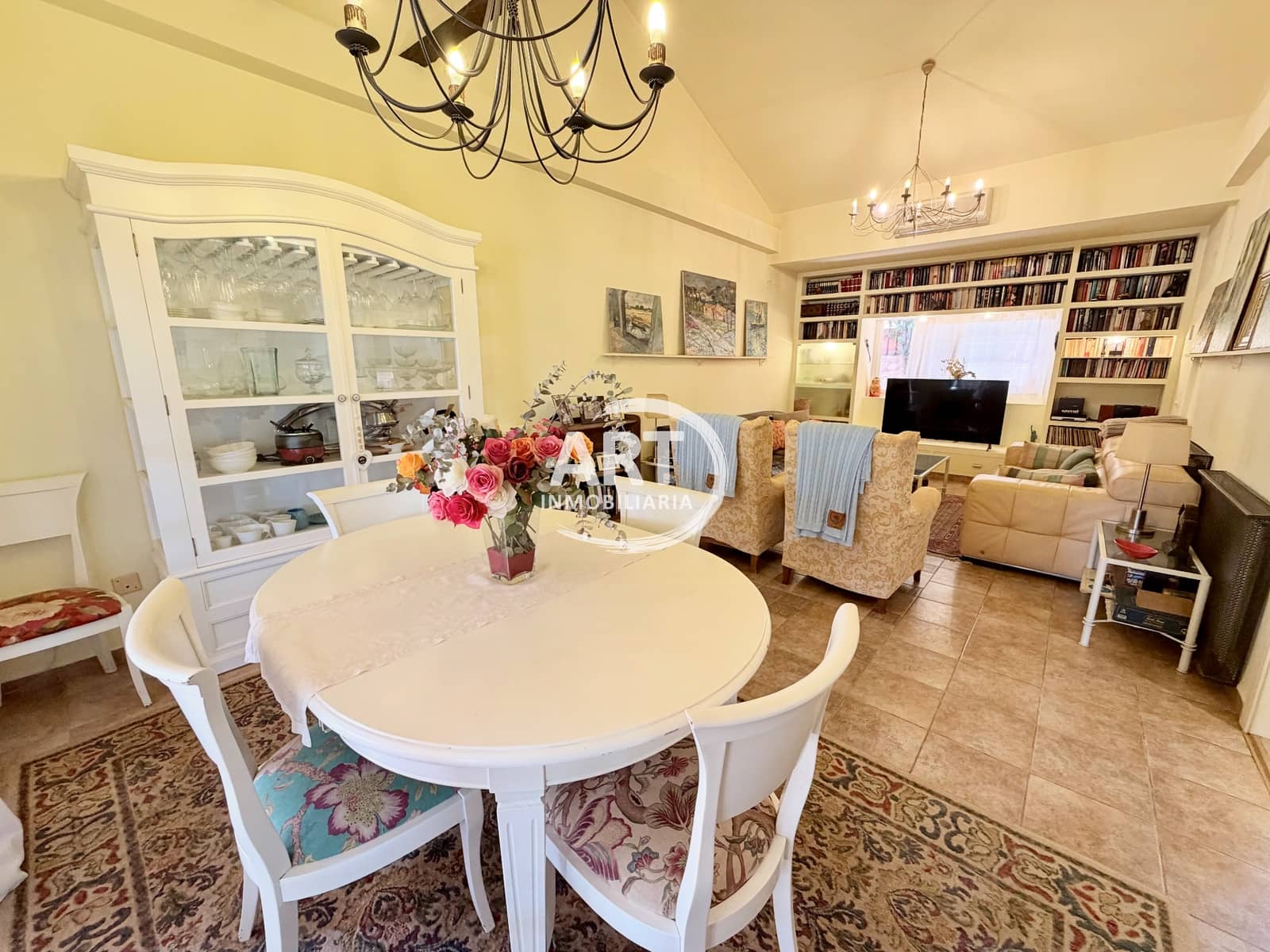 3 Zimmer Villa zu verkaufen in San Antonio de Benageber mit Pool Garage - 690.000 € (Ref: 9986349)