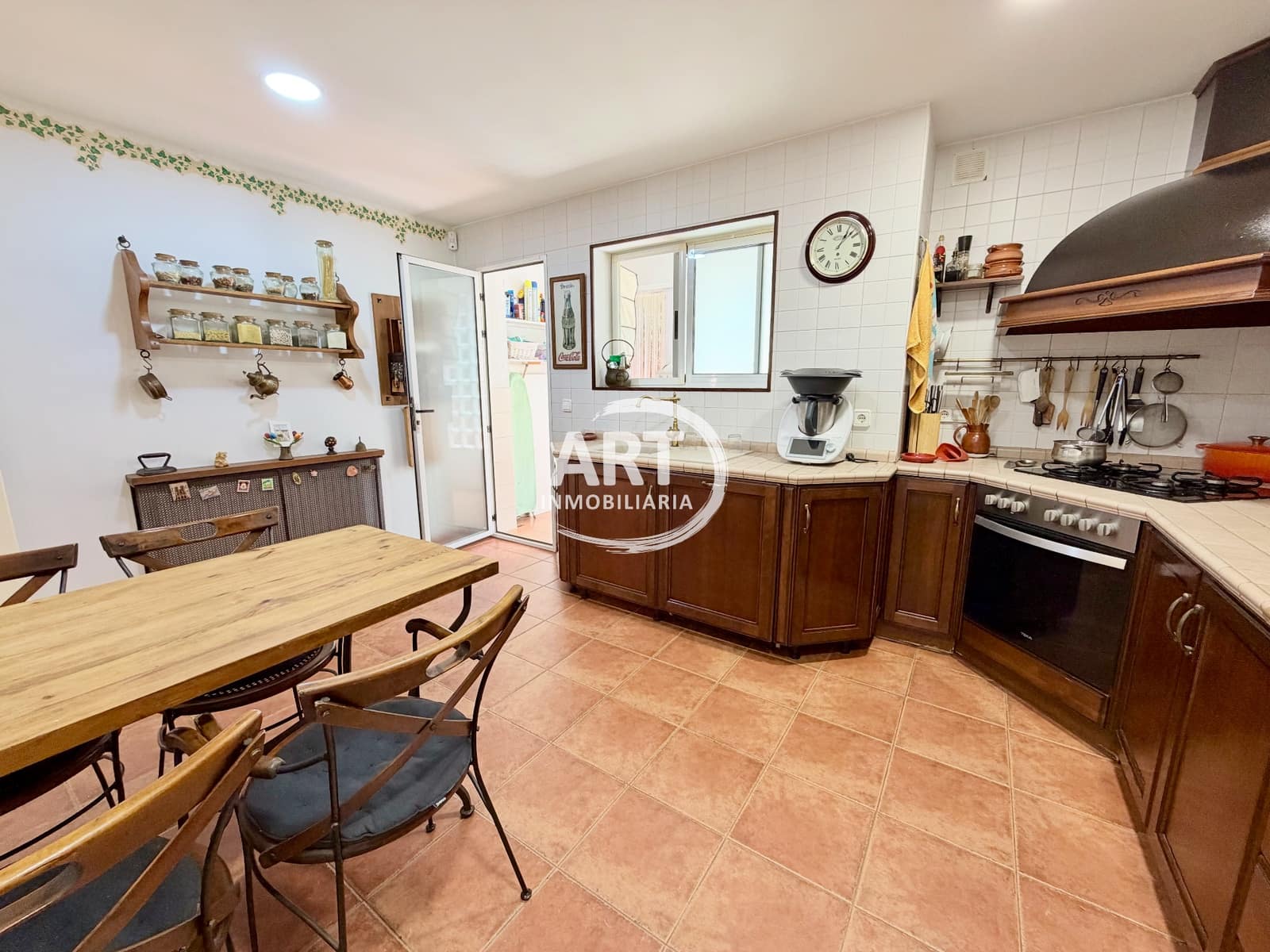 3 Zimmer Villa zu verkaufen in San Antonio de Benageber mit Pool Garage - 690.000 € (Ref: 9986349)