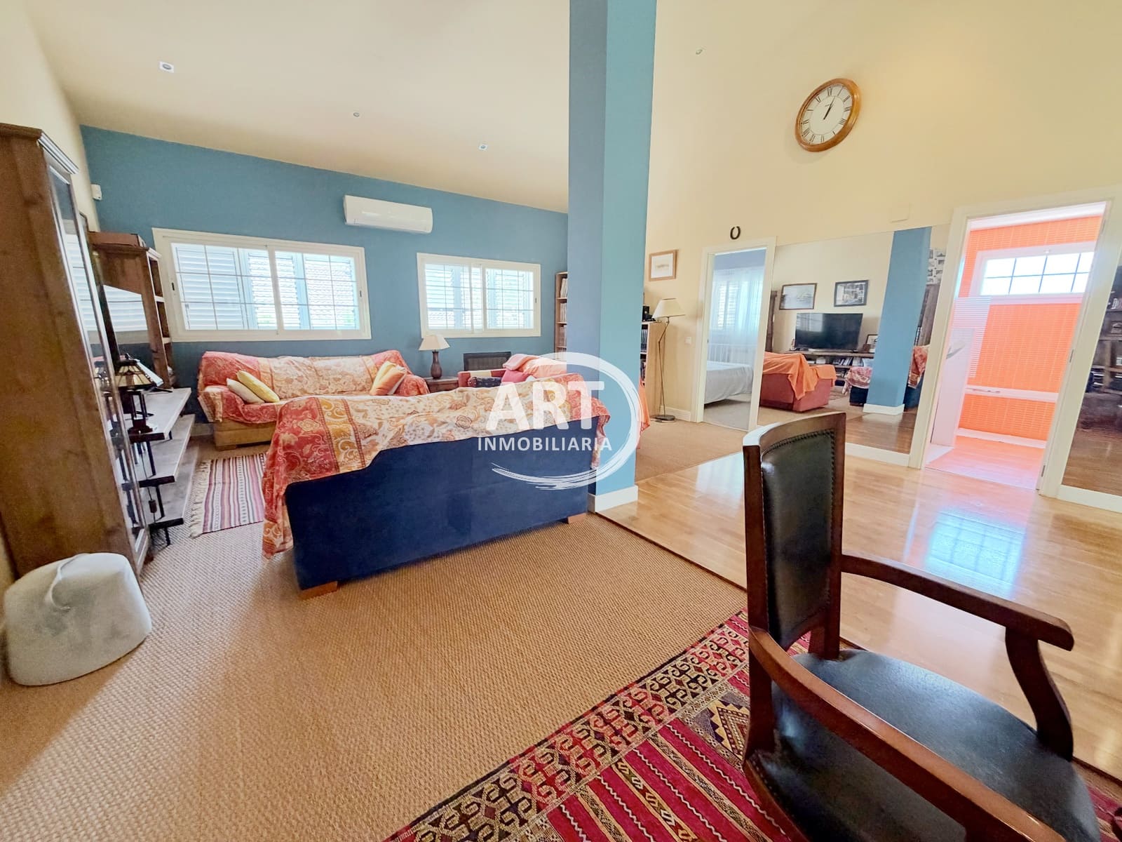 3 Zimmer Villa zu verkaufen in San Antonio de Benageber mit Pool Garage - 690.000 € (Ref: 9986349)