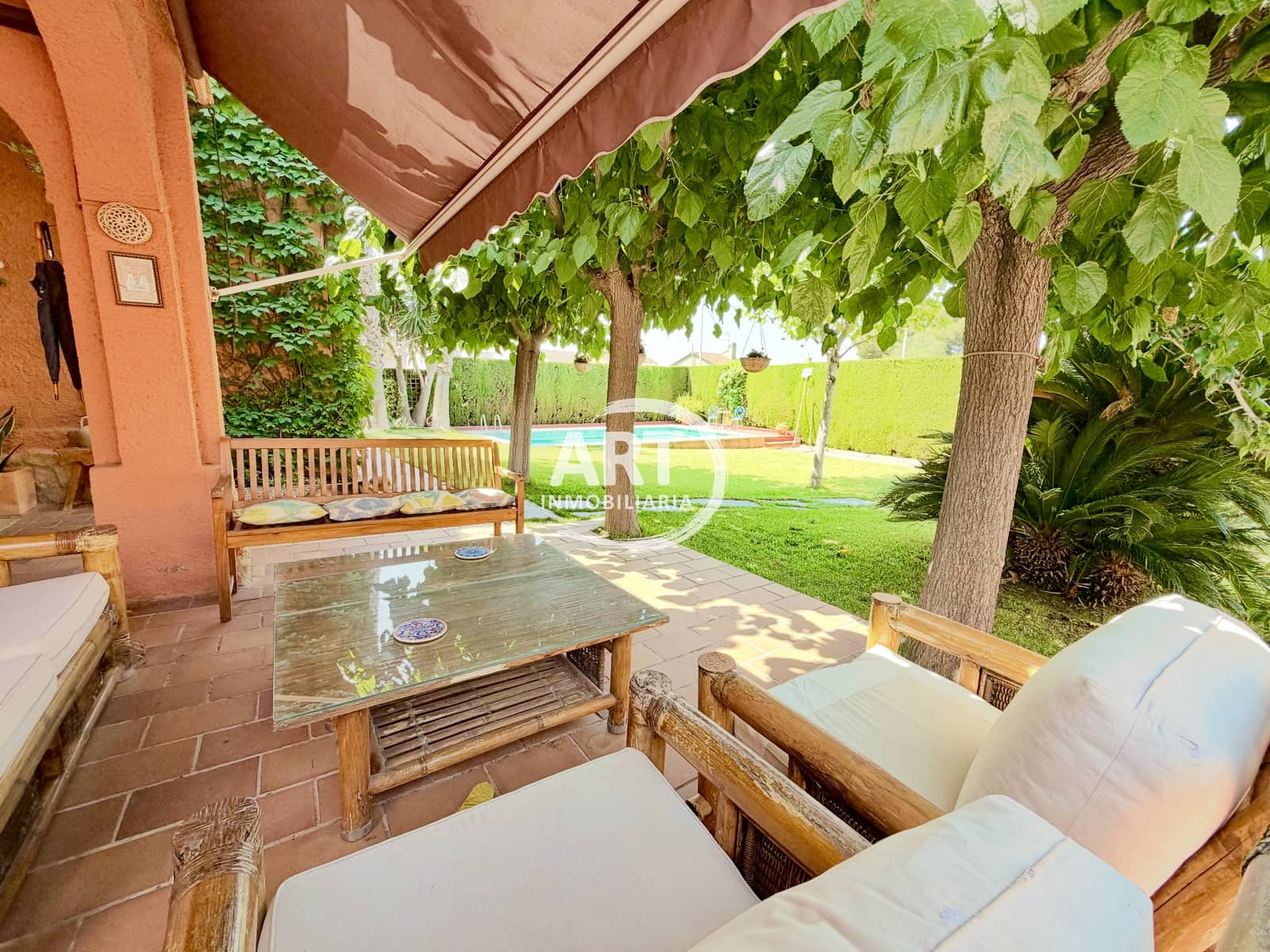 3 Zimmer Villa zu verkaufen in San Antonio de Benageber mit Pool Garage - 690.000 € (Ref: 9986349)