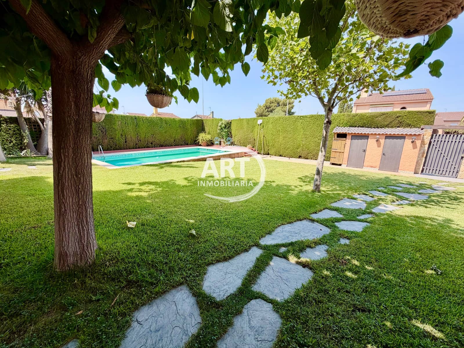 3 Zimmer Villa zu verkaufen in San Antonio de Benageber mit Pool Garage - 690.000 € (Ref: 9986349)
