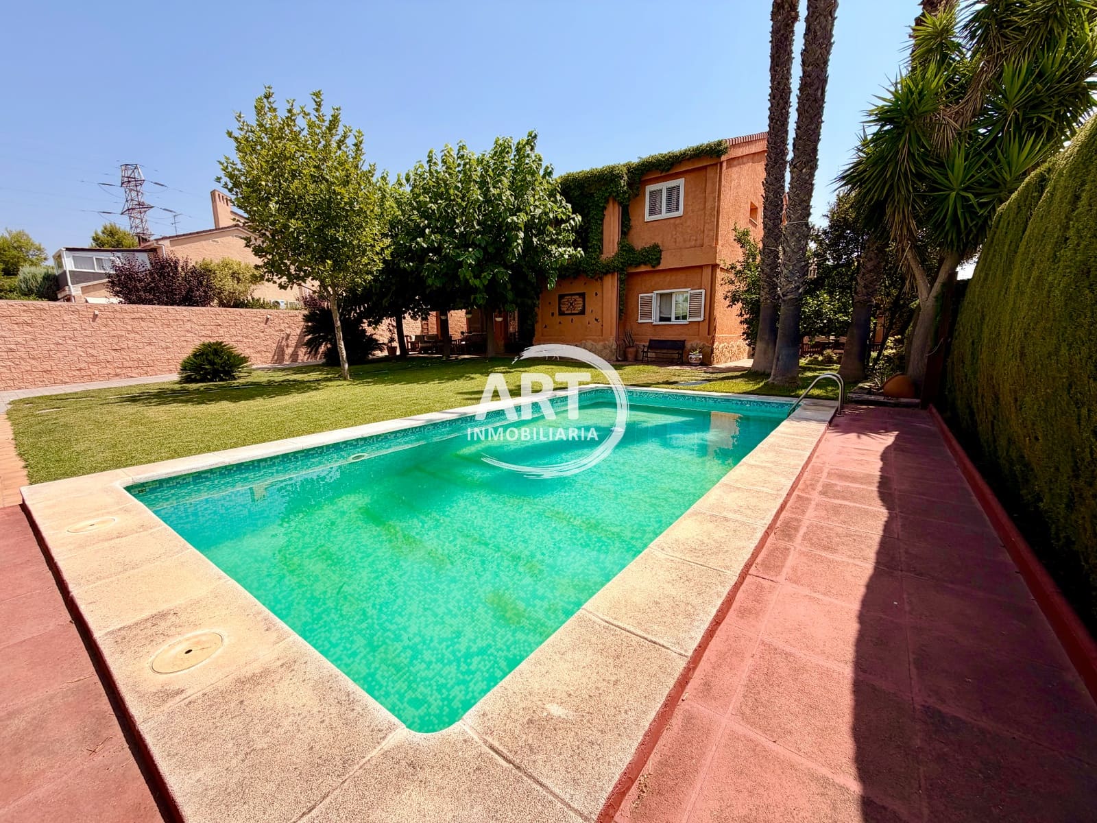 3 Zimmer Villa zu verkaufen in San Antonio de Benageber mit Pool Garage - 690.000 € (Ref: 9986349)