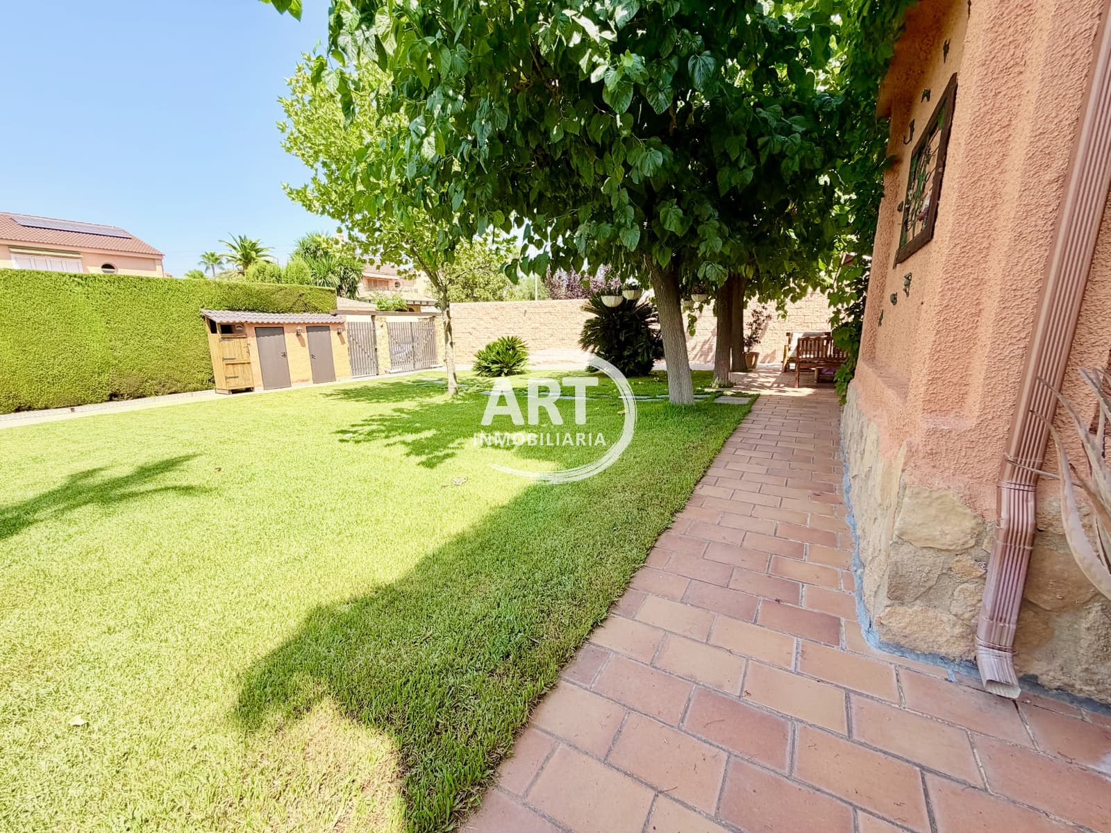 3 Zimmer Villa zu verkaufen in San Antonio de Benageber mit Pool Garage - 690.000 € (Ref: 9986349)