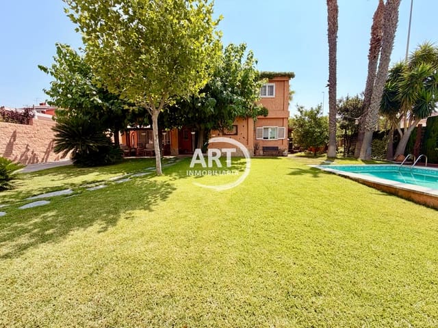 3 Zimmer Villa zu verkaufen in San Antonio de Benagéber mit Pool Garage - 690.000 € (Ref: 9986349)