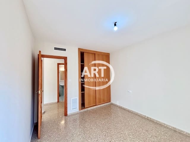 Piso de 3 habitaciones en L'Eliana en alquiler - 1.960 € (Ref: 9998059)