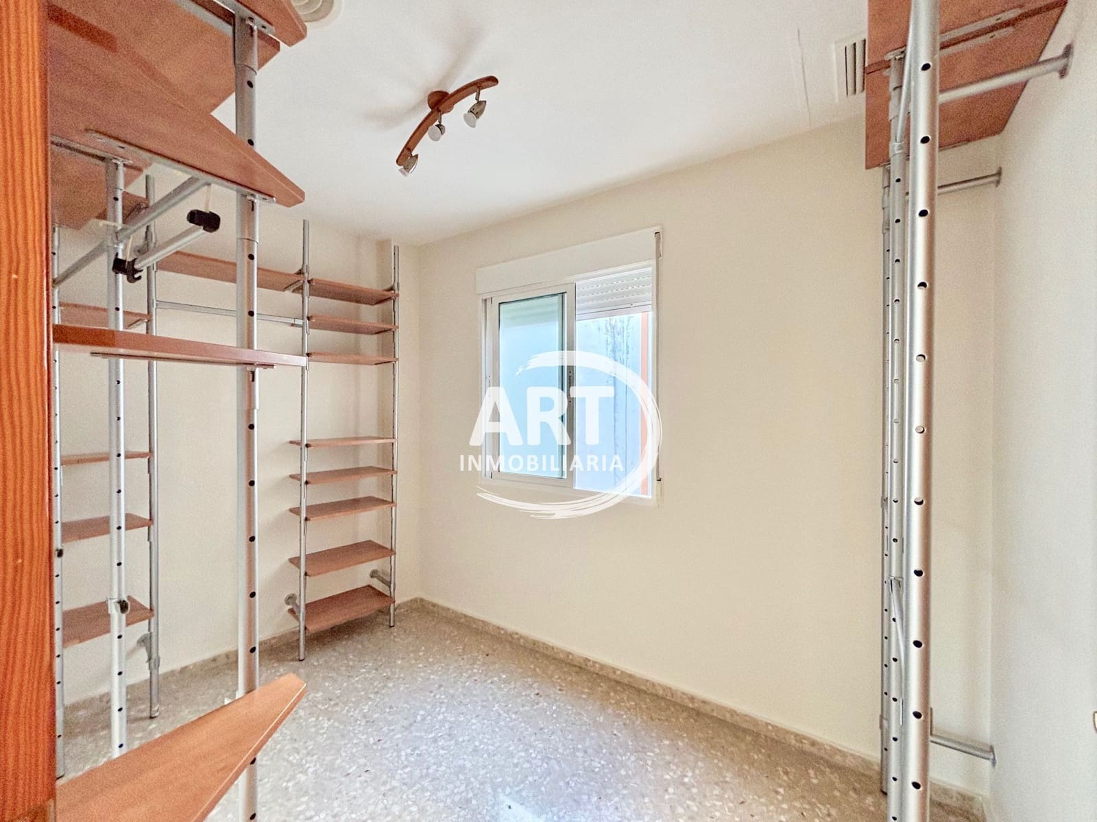 3 slaapkamer Flat te huur in L'Eliana - € 1.960 (Ref: 9998059)