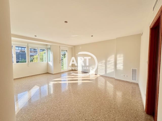Piso de 3 habitaciones en L'Eliana en alquiler - 1.960 € (Ref: 9998059)