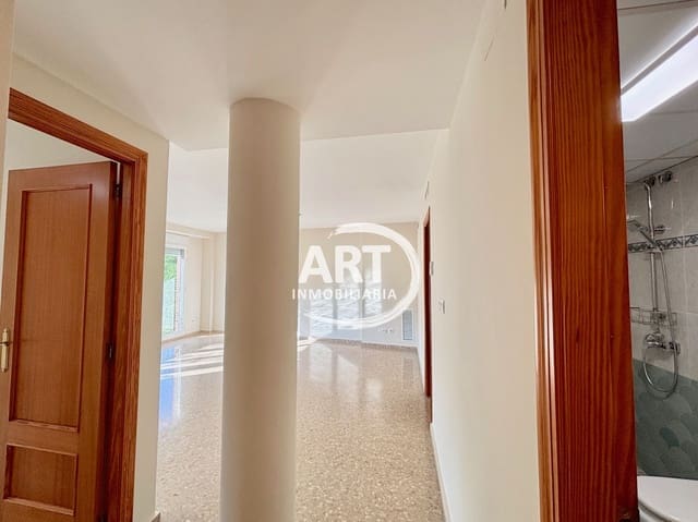 Piso de 3 habitaciones en L'Eliana en alquiler - 1.960 € (Ref: 9998059)