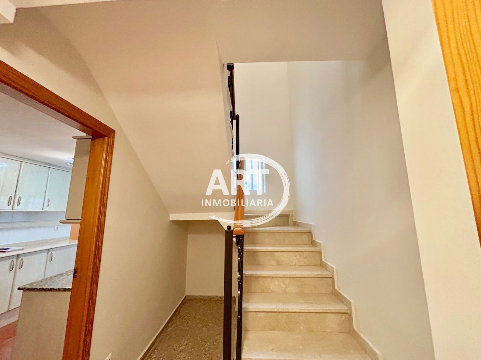 3 slaapkamer Flat te huur in L'Eliana - € 1.960 (Ref: 9998059)