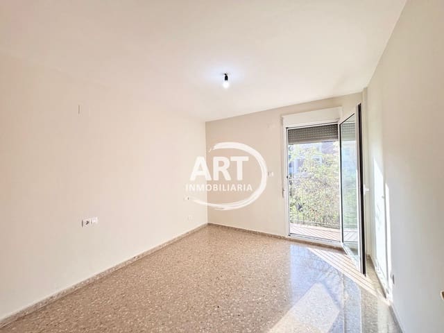 Piso de 3 habitaciones en L'Eliana en alquiler - 1.960 € (Ref: 9998059)
