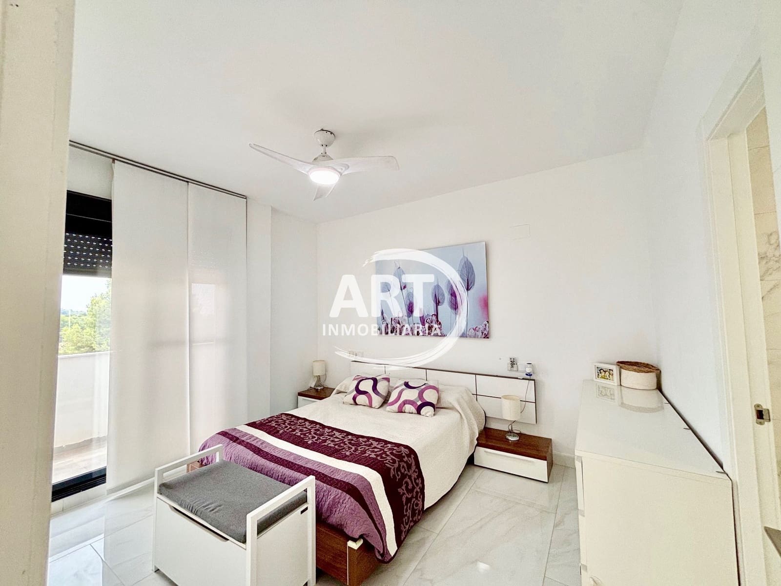 4 quarto Moradia para venda em La Pobla de Vallbona com piscina garagem - 550 000 € (Ref: 9998060)