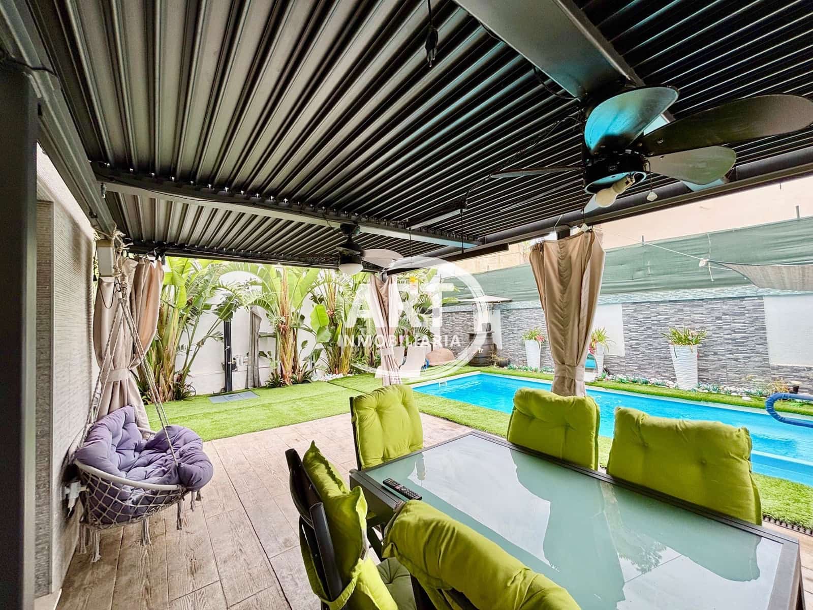 4 quarto Moradia para venda em La Pobla de Vallbona com piscina garagem - 550 000 € (Ref: 9998060)