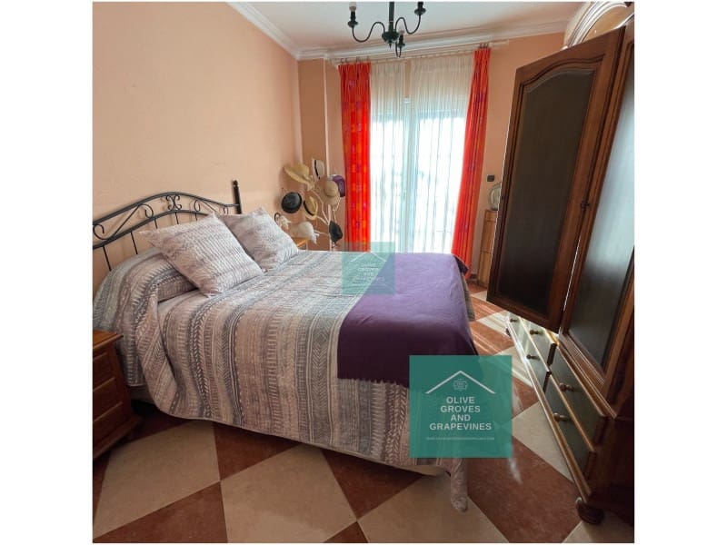 4 soveværelse Villa til salg i Castil de Campos med garage - € 170.000 (Ref: 6774214)