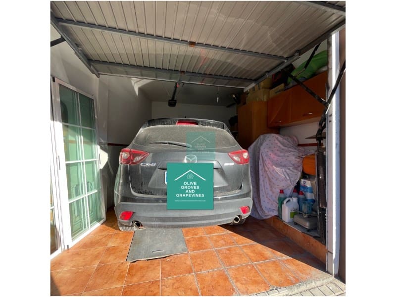 4 soveværelse Villa til salg i Castil de Campos med garage - € 170.000 (Ref: 6774214)