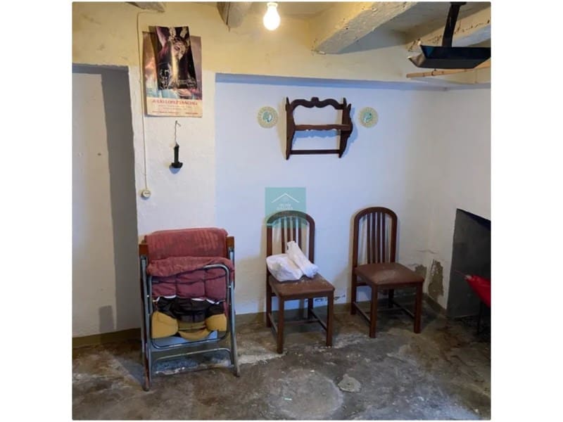 2 soveværelse Finca/Landehus til salg i Fuente-Tojar - € 17.900 (Ref: 6774217)