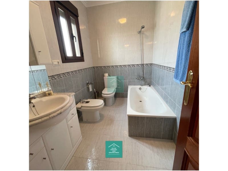 5 soveværelse Villa til salg i Fuente-Tojar - € 230.000 (Ref: 6774283)