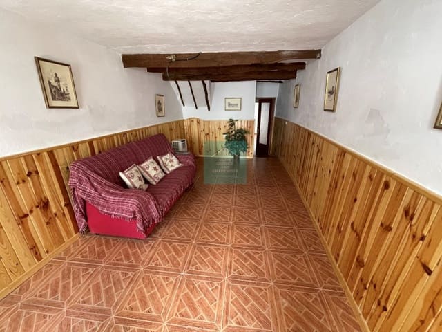 2 bedroom Townhouse for sale in Alcaudete - € 38,000 (Ref: 6960000)