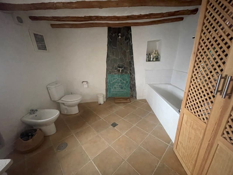 4 soveværelse Byhus til salg i Frailes - € 79.950 (Ref: 7450778)