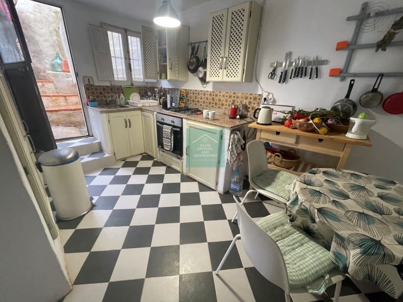 4 soveværelse Byhus til salg i Frailes - € 79.950 (Ref: 7450778)