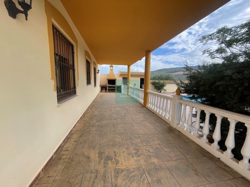 4 soveværelse Villa til salg i Castil de Campos - € 205.000 (Ref: 7714983)