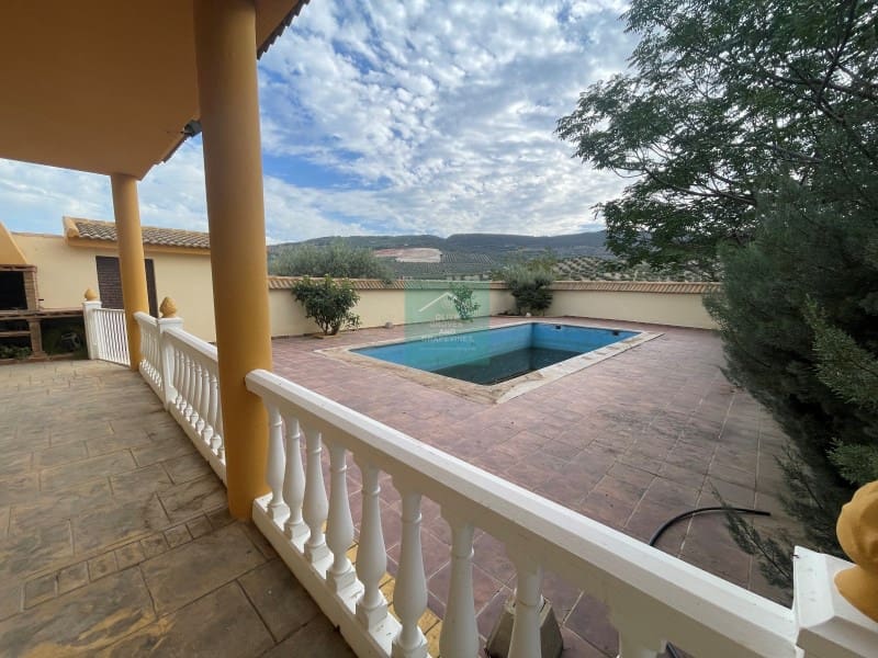 4 soveværelse Villa til salg i Castil de Campos - € 205.000 (Ref: 7714983)