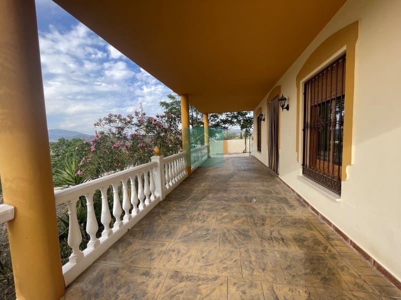 4 soveværelse Villa til salg i Castil de Campos - € 205.000 (Ref: 7714983)