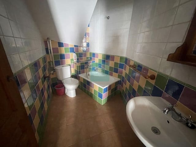 3 soverom Hus til salgs i Castil de Campos, Priego de Córdoba - € 99 950 (Ref: 7804212)