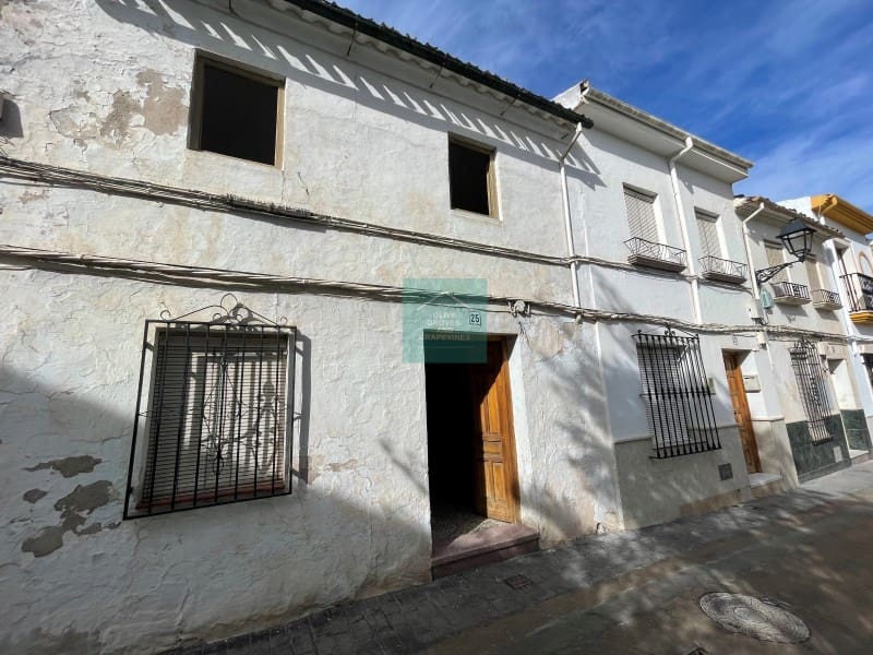 2 soveværelse Semi-Rækkehus til salg i Priego de Cordoba - € 40.000 (Ref: 8016731)