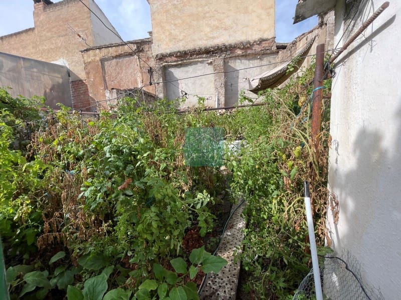 2 soveværelse Semi-Rækkehus til salg i Priego de Cordoba - € 40.000 (Ref: 8016731)