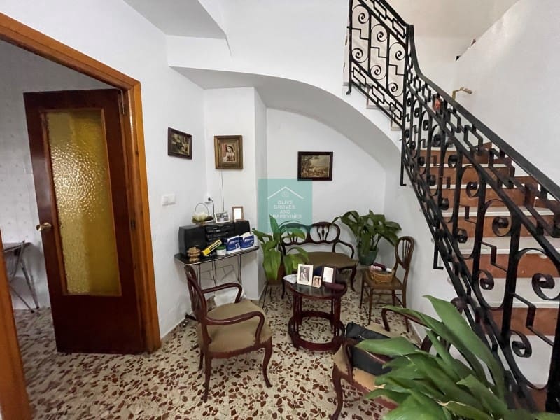 4 soveværelse Semi-Rækkehus til salg i Priego de Cordoba - € 120.000 (Ref: 8016732)