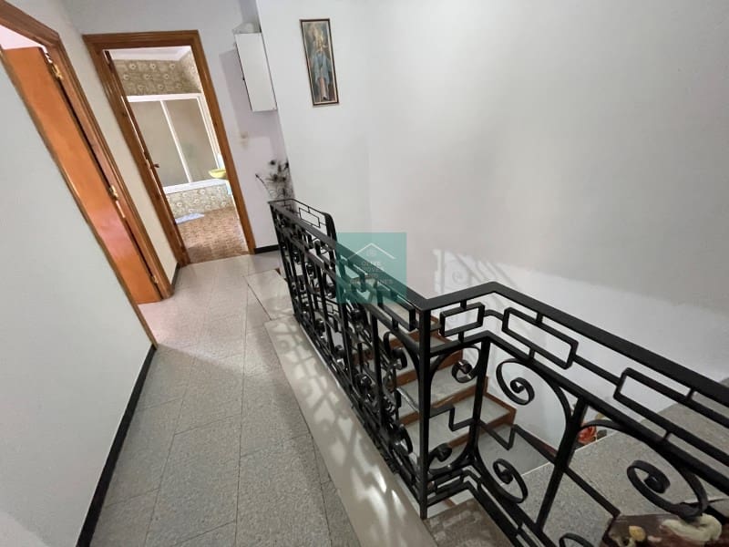 4 soveværelse Semi-Rækkehus til salg i Priego de Cordoba - € 120.000 (Ref: 8016732)