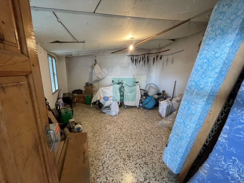 4 soveværelse Semi-Rækkehus til salg i Priego de Cordoba - € 120.000 (Ref: 8016732)