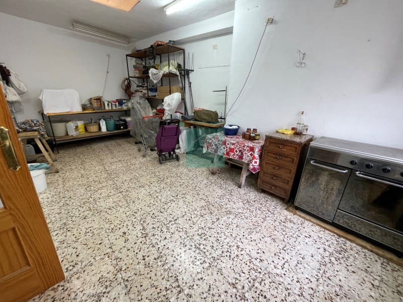 4 soveværelse Semi-Rækkehus til salg i Priego de Cordoba - € 120.000 (Ref: 8016732)