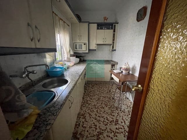 4 soverom Kjedet enebolig til salgs i Priego de Córdoba - € 120 000 (Ref: 8016732)