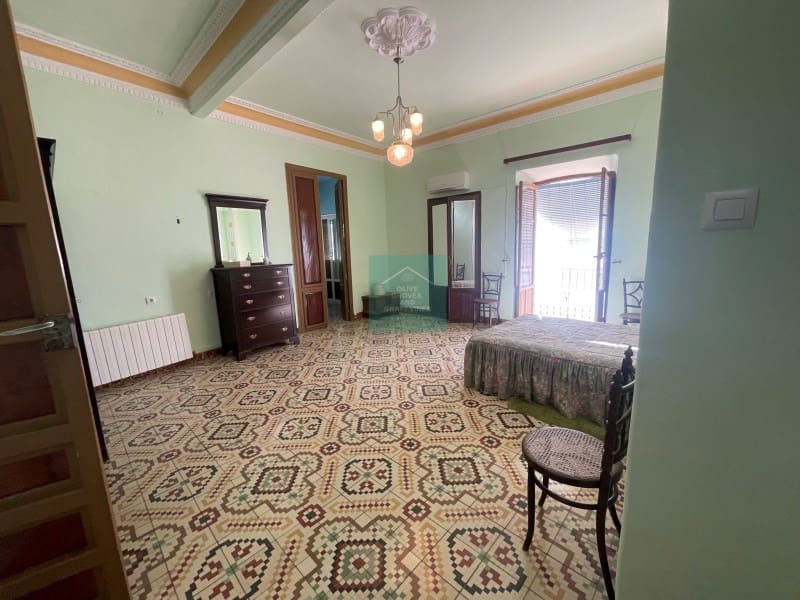 7 soveværelse Semi-Rækkehus til salg i Rute - € 295.000 (Ref: 8016733)