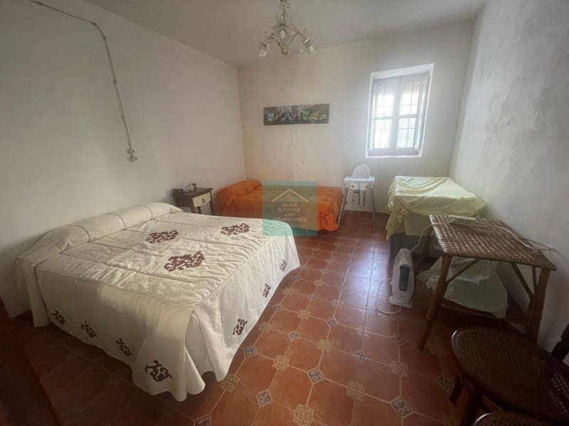 4 soverom Kjedet enebolig til salgs i Priego de Cordoba - € 249 950 (Ref: 8016736)